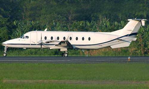 Hawker-Beechcraft 1900D